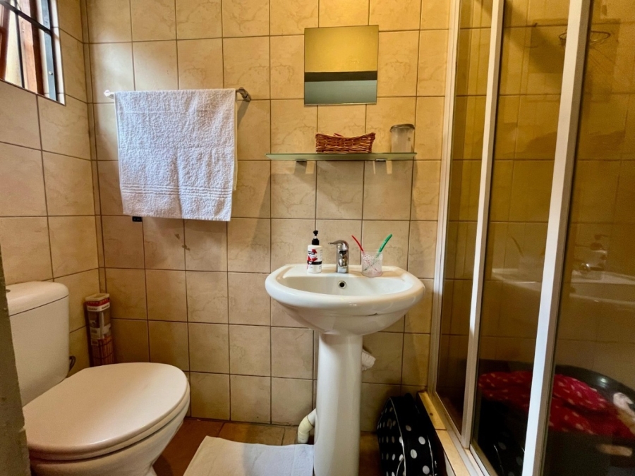 To Let 3 Bedroom Property for Rent in Waterval East North West